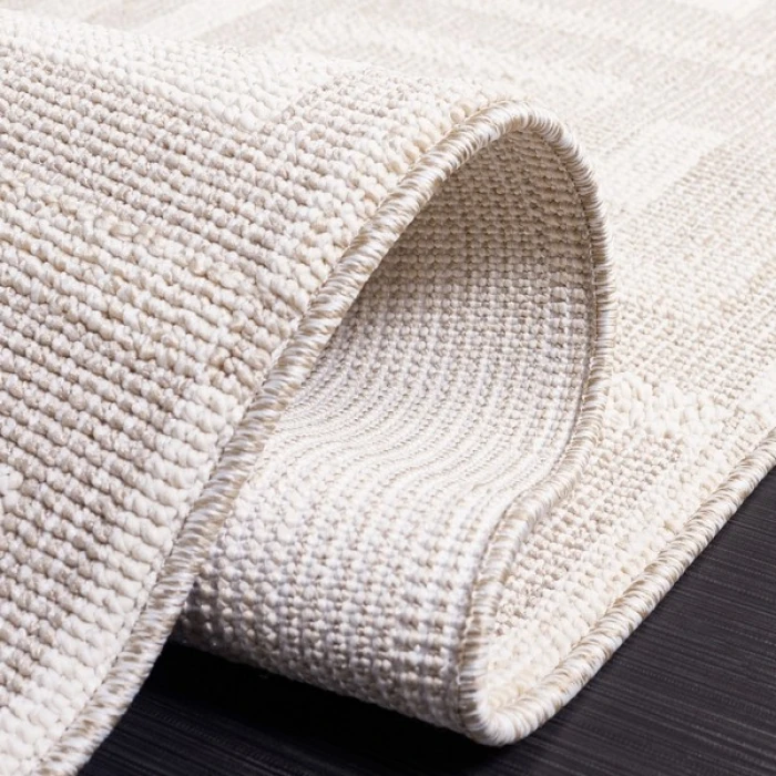 Safavieh Trends Beige / Ivory TRD116 5 ft. 3 in. X 7 ft. 6 in. Rectangle Rug