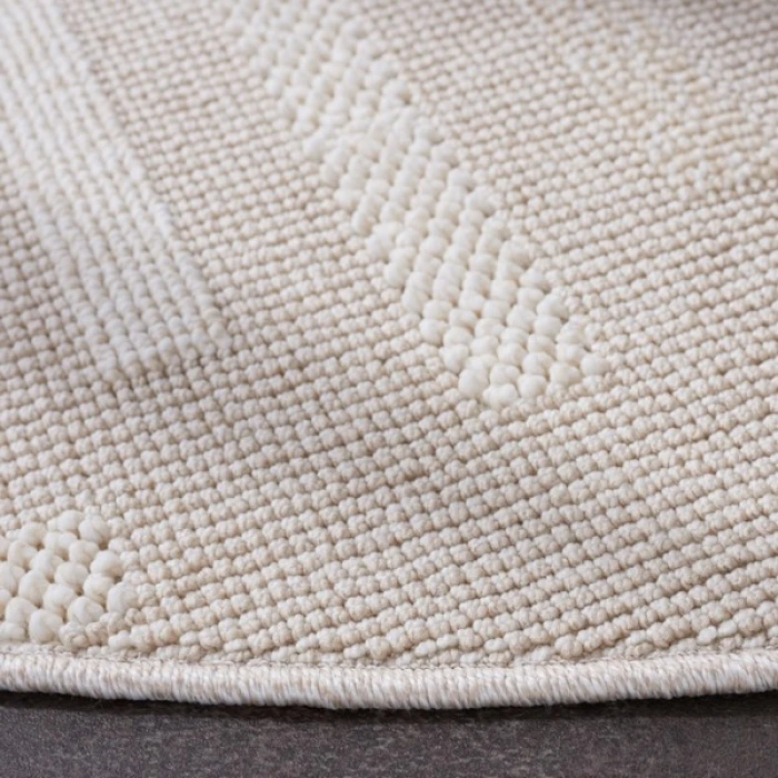 Safavieh Trends Beige / Ivory TRD116 6 ft. 7 in. X 6 ft. 7 in. Round Rug