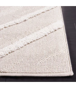 Safavieh Trends Beige / Ivory TRD118 6 ft. 7 in. X 6 ft. 7 in. Square Rug