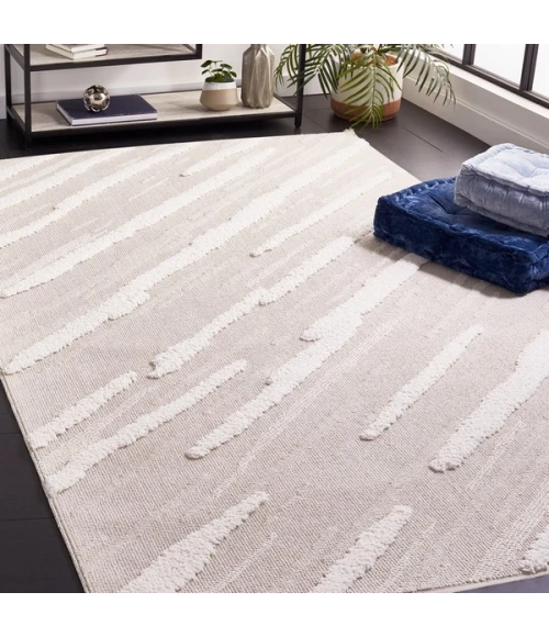 Safavieh Trends Beige / Ivory TRD118 6 ft. 7 in. X 6 ft. 7 in. Square Rug