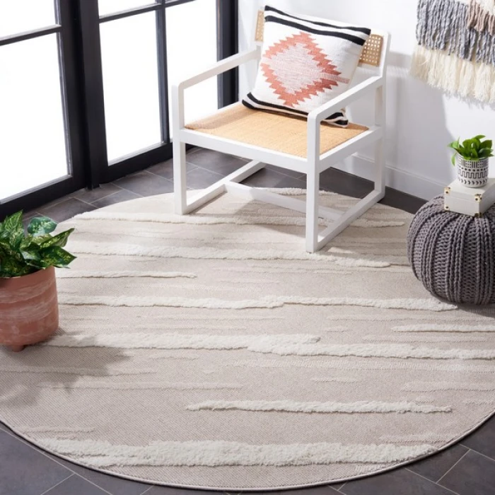 Safavieh Trends Beige / Ivory TRD118 6 ft. 7 in. X 6 ft. 7 in. Round Rug