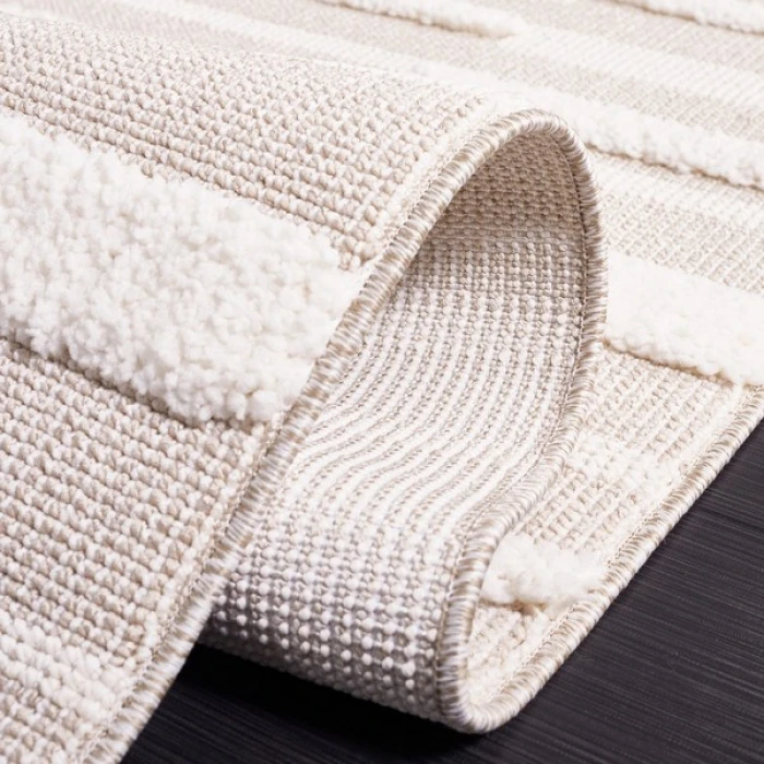 Safavieh Trends Beige / Ivory TRD120 6 ft. 7 in. X 6 ft. 7 in. Square Rug