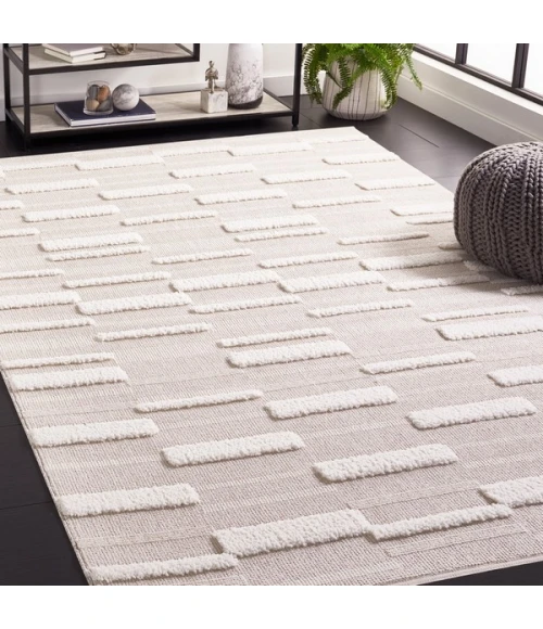 Safavieh Trends Beige / Ivory TRD120 6 ft. 7 in. X 9 ft. Rectangle Rug