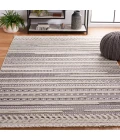 Safavieh Urban Grey / Ivory URB204 5 ft. 3 in. X 7 ft. 6 in. Rectangle Rug