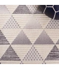 Safavieh Urban Grey / Ivory URB206 5 ft. 3 in. X 7 ft. 6 in. Rectangle Rug
