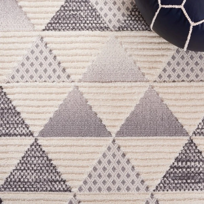 Safavieh Urban Grey / Ivory URB206 6 ft. 7 in. X 6 ft. 7 in. Round Rug