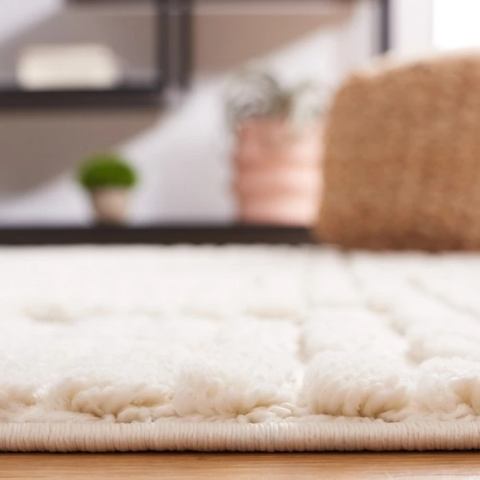 Safavieh Urban Ivory URB208 2 ft. 2 in. X 6 ft. Runner Rug
