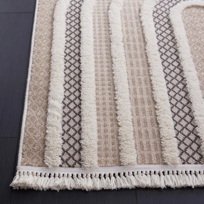 Safavieh Urban Beige / Ivory URB210 5 ft. 3 in. X 7 ft. 6 in. Rectangle Rug