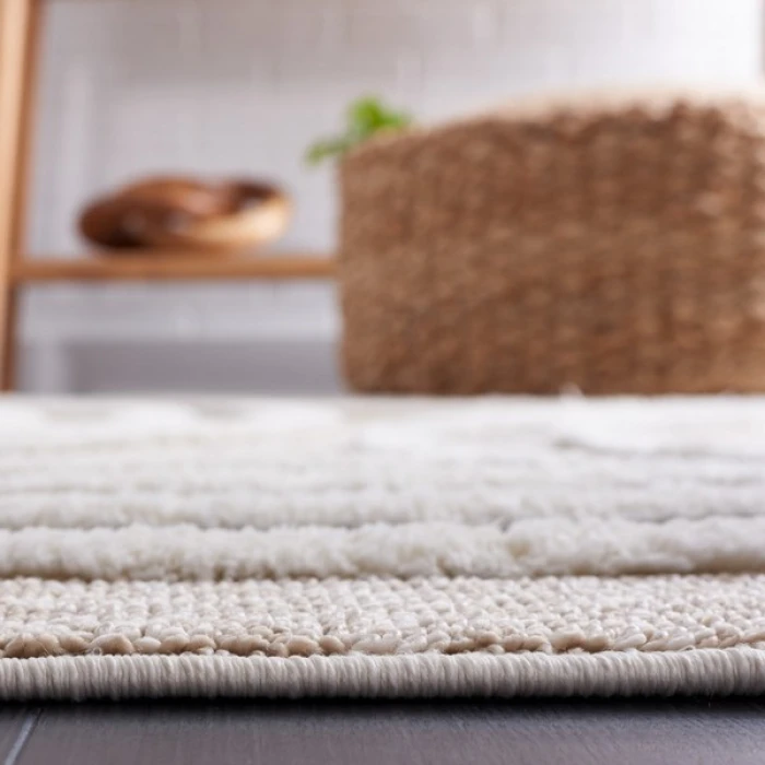 Safavieh Urban Beige / Ivory URB210 5 ft. 3 in. X 7 ft. 6 in. Rectangle Rug