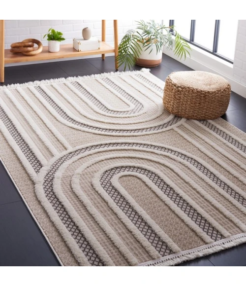 Safavieh Urban Beige / Ivory URB210 5 ft. 3 in. X 7 ft. 6 in. Rectangle Rug