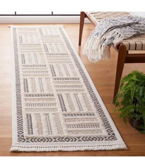 Safavieh Urban Beige / Ivory URB212 2 ft. 2 in. X 8 ft. Runner Rug