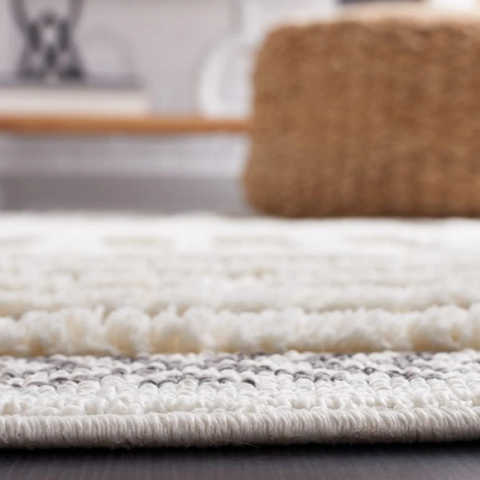 Safavieh Urban Beige / Ivory URB212 9 ft. X 12 ft. Rectangle Rug