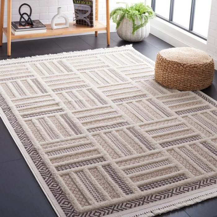Safavieh Urban Beige / Ivory URB212 4 ft. X 6 ft. Rectangle Rug