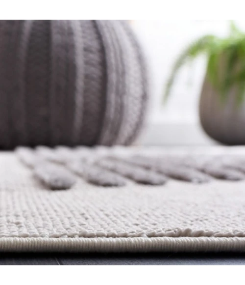 Safavieh Urban Grey / Light Grey URB214 5 ft. 3 in. X 7 ft. 6 in. Rectangle Rug