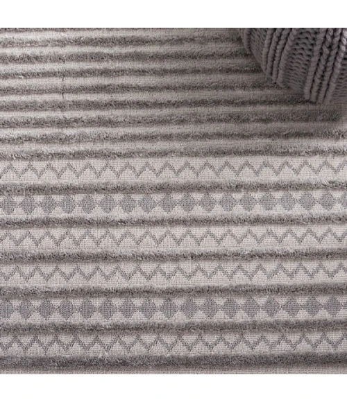 Safavieh Urban Grey / Light Grey URB214 5 ft. 3 in. X 7 ft. 6 in. Rectangle Rug