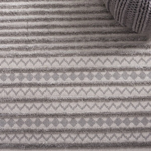 Safavieh Urban Grey / Light Grey URB214 4 ft. X 6 ft. Rectangle Rug