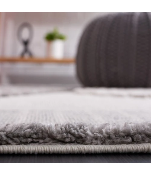 Safavieh Urban Grey / Light Grey URB218 2 ft. 2 in. X 8 ft. Runner Rug