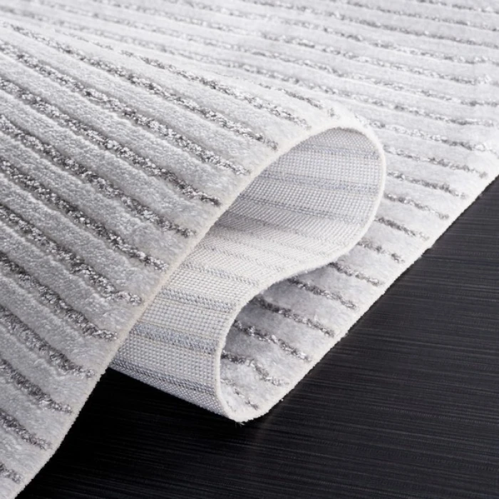 Safavieh Whisper Grey / Dark Grey WHS550 5 ft. 3 in. X 7 ft. 6 in. Rectangle Rug