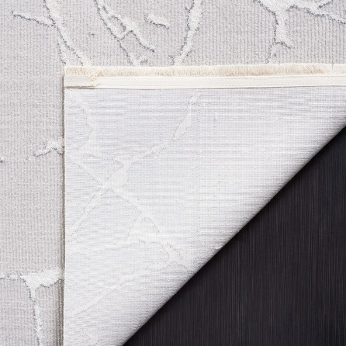 Safavieh Whisper Grey / Ivory WHS552 5 ft. 3 in. X 7 ft. 6 in. Rectangle Rug