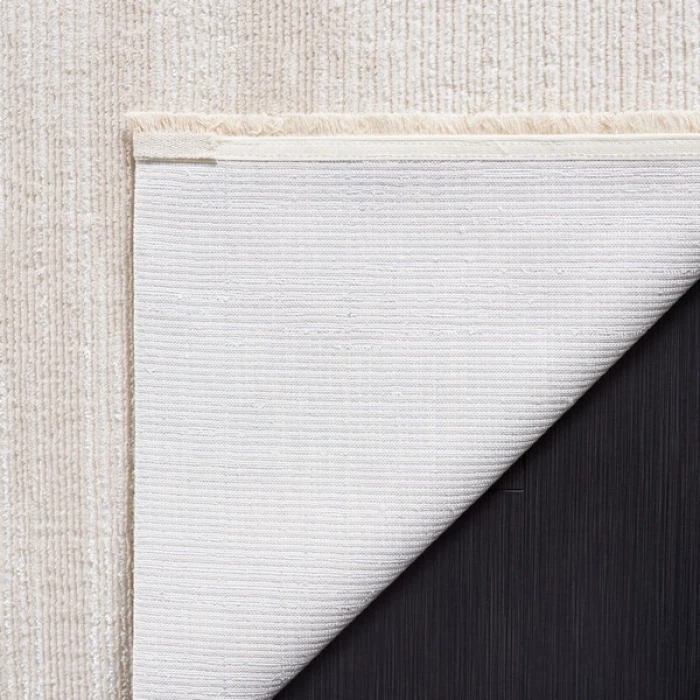 Safavieh Whisper Ivory / Beige WHS554 5 ft. 3 in. X 7 ft. 6 in. Rectangle Rug
