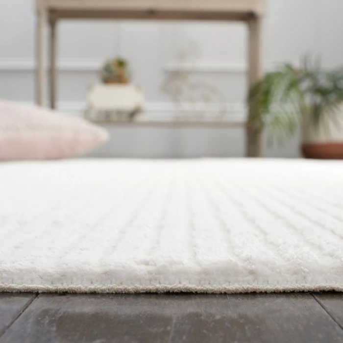 Safavieh Whisper Ivory WHS562 2 ft. 2 in. X 8 ft. Runner Rug