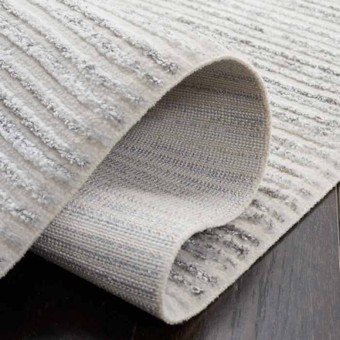 Safavieh Whisper Light Grey / Ivory WHS565 5 ft. 3 in. X 7 ft. 6 in. Rectangle Rug