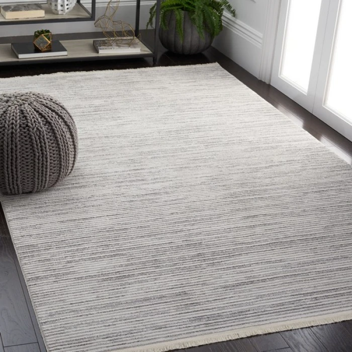 Safavieh Whisper Light Grey / Ivory WHS565 5 ft. 3 in. X 7 ft. 6 in. Rectangle Rug