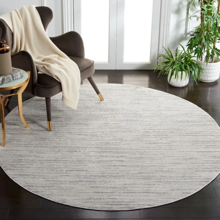 Safavieh Whisper Light Grey / Ivory WHS565 6 ft. 7 in. X 6 ft. 7 in. Round Rug