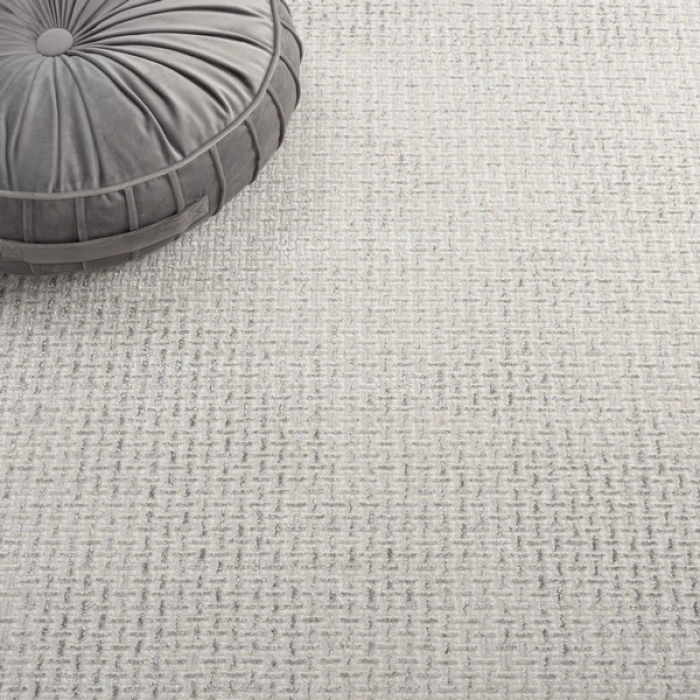 Safavieh Whisper Light Grey / Ivory WHS568 6 ft. 7 in. X 6 ft. 7 in. Round Rug
