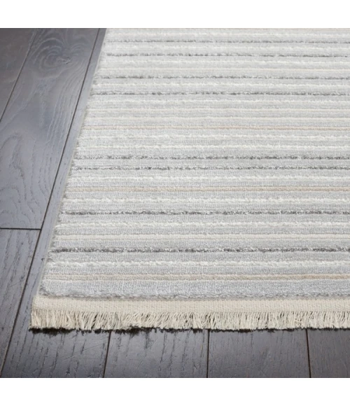 Safavieh Whisper Light Grey / Ivory WHS588 2 ft. 2 in. X 8 ft. Runner Rug