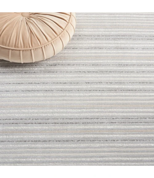 Safavieh Whisper Light Grey / Ivory WHS588 2 ft. 2 in. X 8 ft. Runner Rug