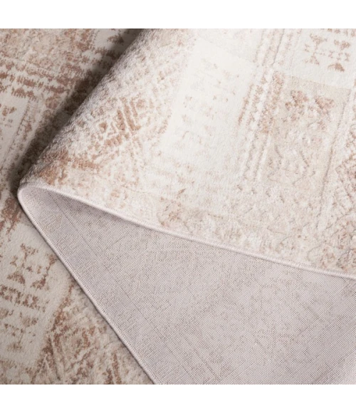 Safavieh Whisper Beige / Light Beige WHS818 4 ft. X 6 ft. Rectangle Rug