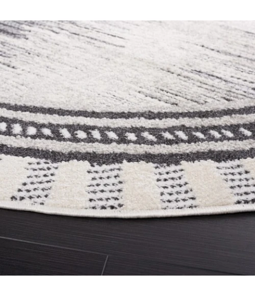 Safavieh Alamo ALM732 Grey / Charcoal 6'-7" X 6'-7" Round Area Rug
