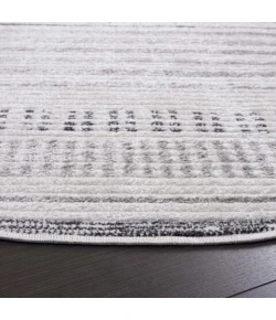 Safavieh Alamo ALM774 Ivory / Grey 6'-7" X 6'-7" Round Area Rug