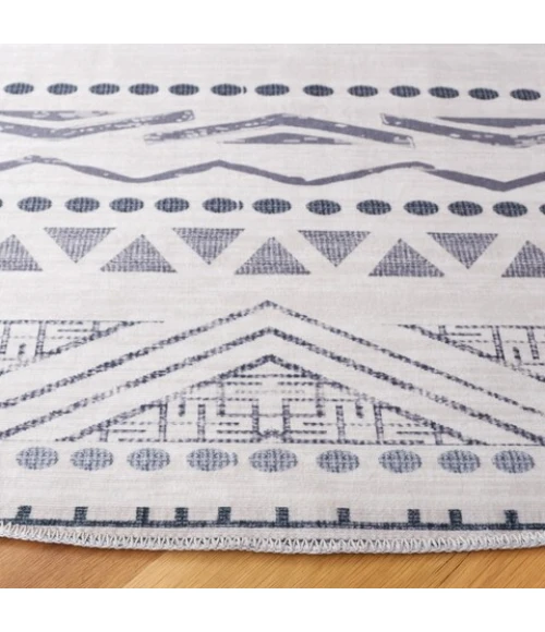 Safavieh Arizona ARZ104 Beige / Charcoal 6' X 6' Round Area Rug