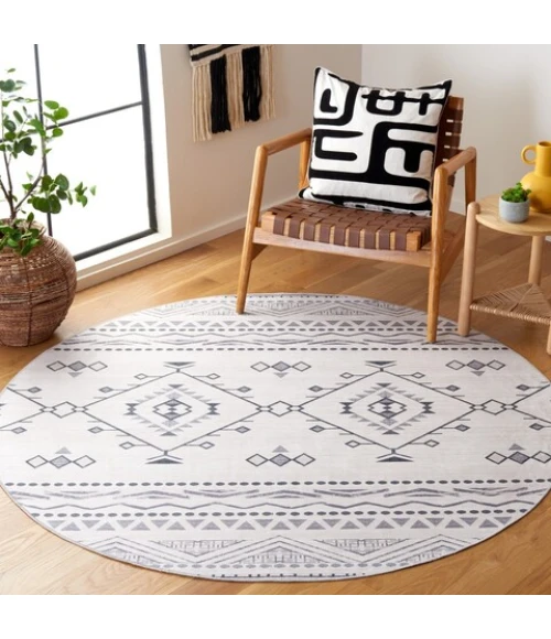 Safavieh Arizona ARZ104 Beige / Charcoal 6' X 6' Round Area Rug