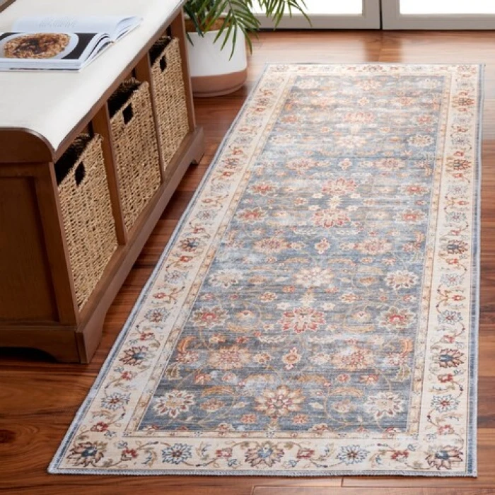 Safavieh Arizona ARZ112 Green / Beige 2'-6" X 8' Runner Area Rug