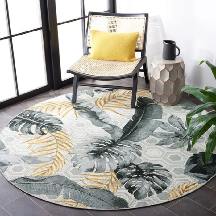 Safavieh Barbados BAR524 Grey / Gold 8' X 8' Round Area Rug
