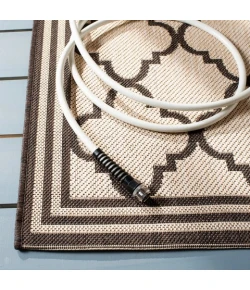 Safavieh Beach House BHS121 Creme / Brown 2'-2" X 12' Runner Area Rug