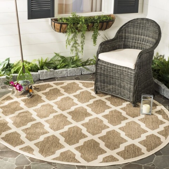 Safavieh Beach House BHS122 Beige / Cream 6'-7" X 6'-7" Round Area Rug
