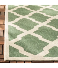 Safavieh Beach House BHS122 Green / Creme 2'-2" X 8' Runner Area Rug