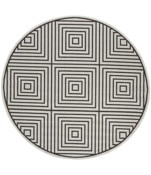 Safavieh Beach House BHS123 Light Grey / Charcoal 6'-7" X 6'-7" Round Area Rug