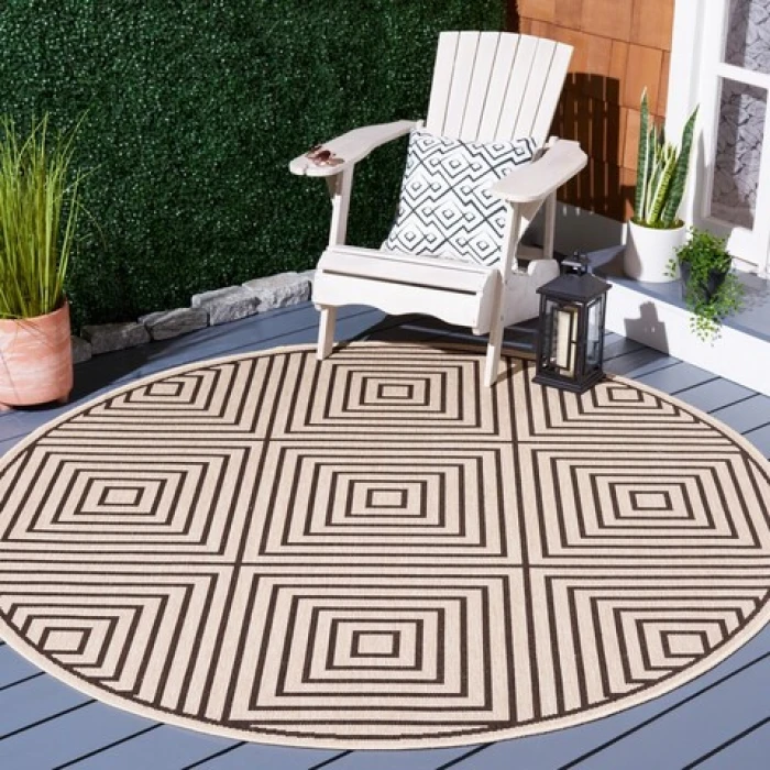 Safavieh Beach House BHS123 Creme / Brown 6'-7" X 6'-7" Round Area Rug