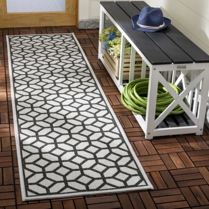 Safavieh Beach House BHS127 Light Grey / Charcoal 2'-2" X 8' Runner Area Rug