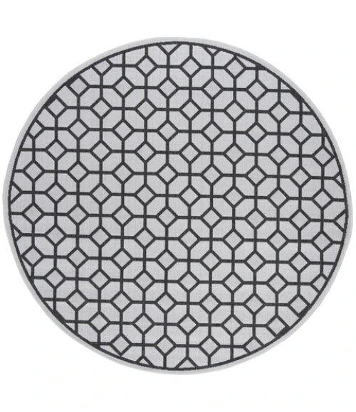 Safavieh Beach House BHS127 Light Grey / Charcoal 6'-7" X 6'-7" Round Area Rug
