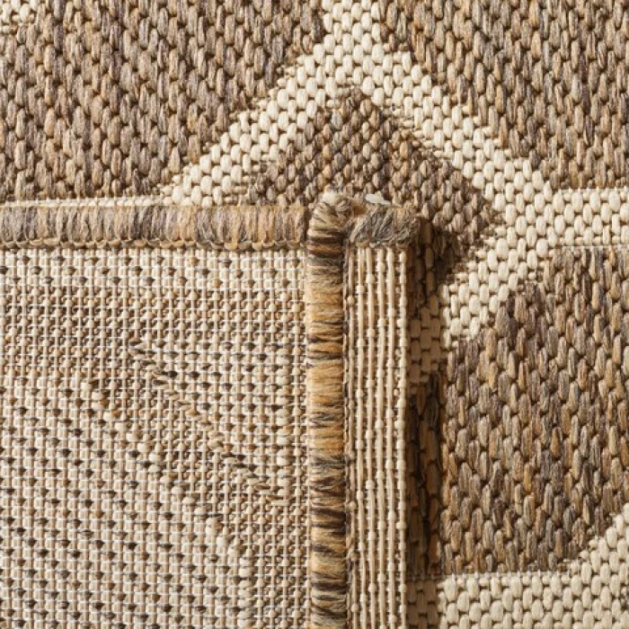Safavieh Beach House BHS127 Beige / Cream 5'-3" X 7'-6" Rectangle Area Rug