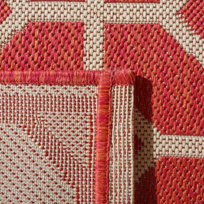 Safavieh Beach House BHS127 Red / Creme 2'-2" X 4' Accent Area Rug