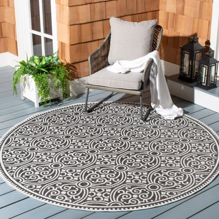 Safavieh Beach House BHS134 Light Grey / Charcoal 6'-7" X 6'-7" Round Area Rug