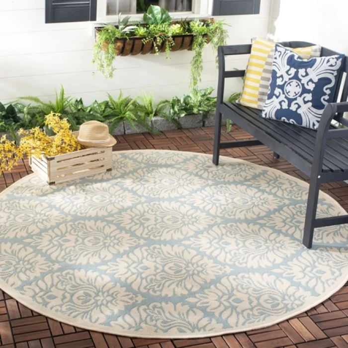 Safavieh Beach House BHS135 Aqua / Cream 6'-7" X 6'-7" Round Area Rug