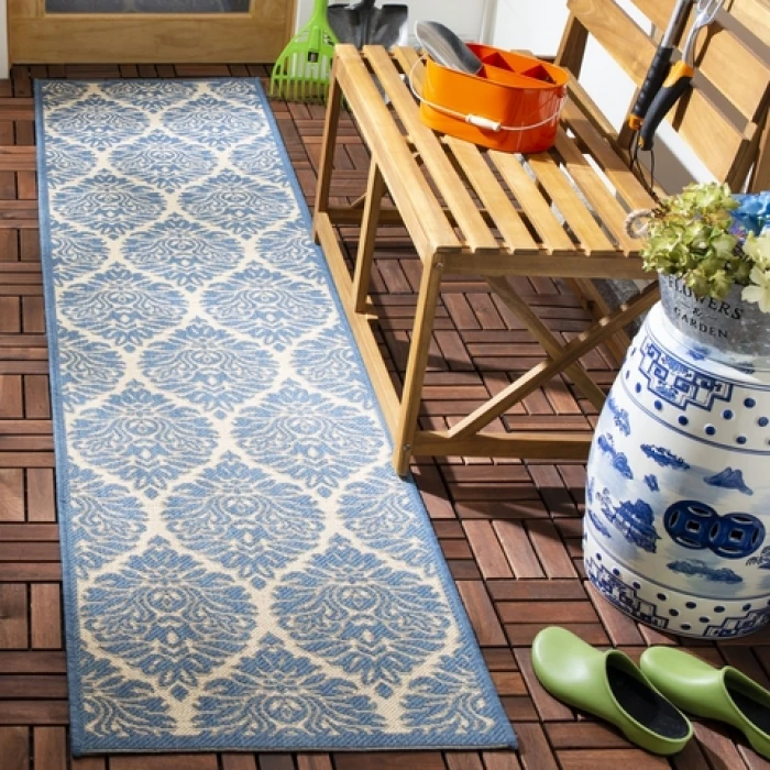 Safavieh Beach House BHS135 Cream / Blue 2'-2" X 6' Runner Area Rug
